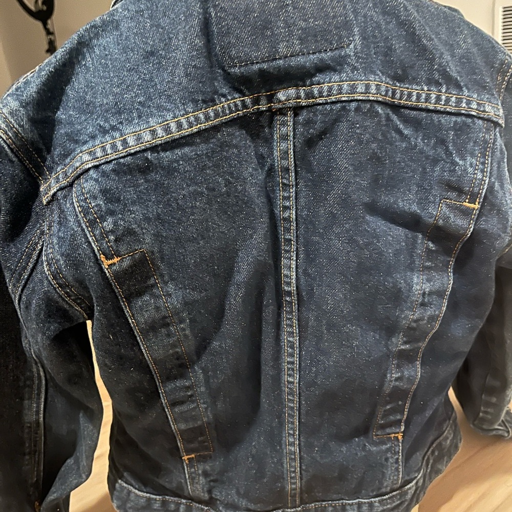 Women’s small vintage Guess denim jacket